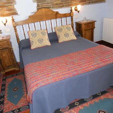 Отель Hotel Taramundi 2*