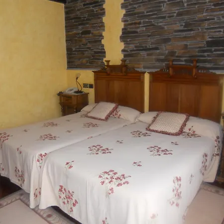 Hotel Taramundi 2*
