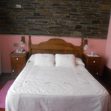 فندق Hotel Taramundi